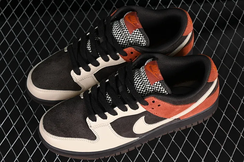All categories Nk SB Dunk series Nk SB Dunk Low low-top sneakers C version Nk Dunk Low "Red Panda" Red Panda SB low-top sports and leisure sneakers FV0395-200